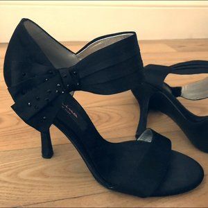 Nina Black heels